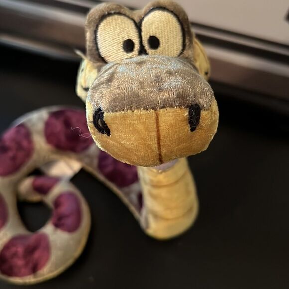 VINTAGE JUNGLE BOOK BABY KAA /RATTLE MINI BEAN BAG PLUSH RARE PREOWNED EXCELLENT - Picture 7 of 11